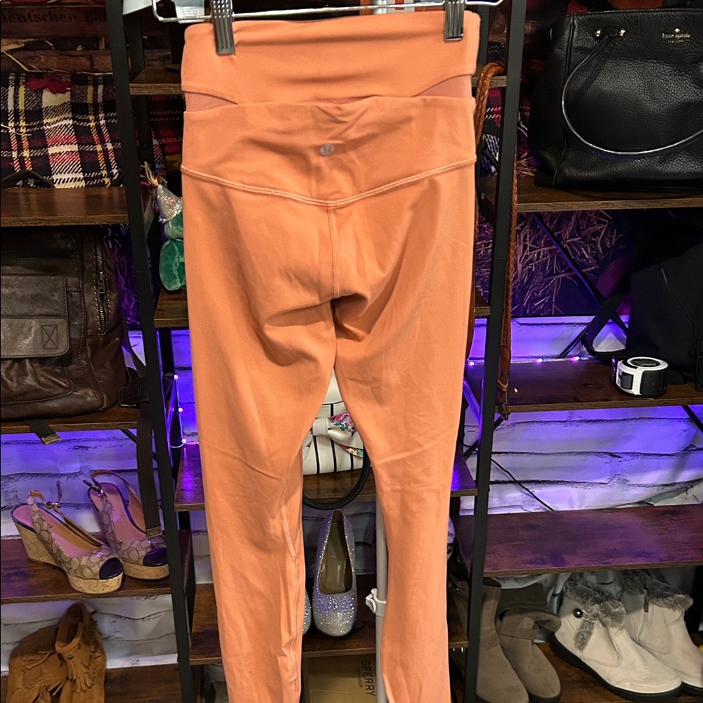 lululemon athletica Peach Leggings - Picture 4 of 7